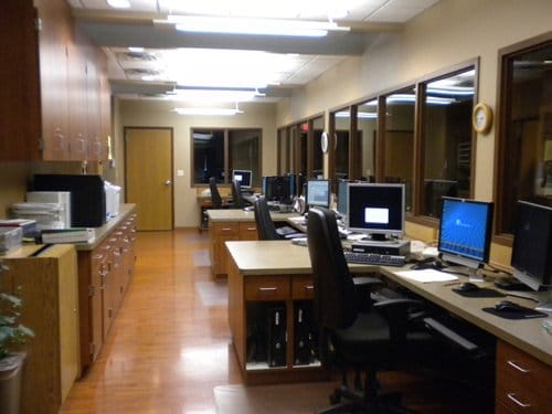 Analysis Center - While your study takes place, specially trained sleep technologists monitor as many as eight sleeping patients. It is done by means of computers, video, and print-outs of your recorded activity. The staff can react quickly if you need help or have a question while in your room.